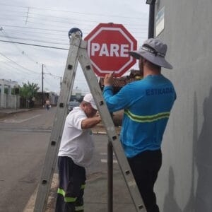 REFORÇO DA SINALIZAÇÃO VIÁRIA: MAIS SEGURANÇA PARA TODOS