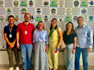EQUIPE DA ASSISTÊNCIA SOCIAL PARTICIPA DE ENCONTRO SOBRE GESTÃO E PROCESSOS DO SUAS NA AMEG