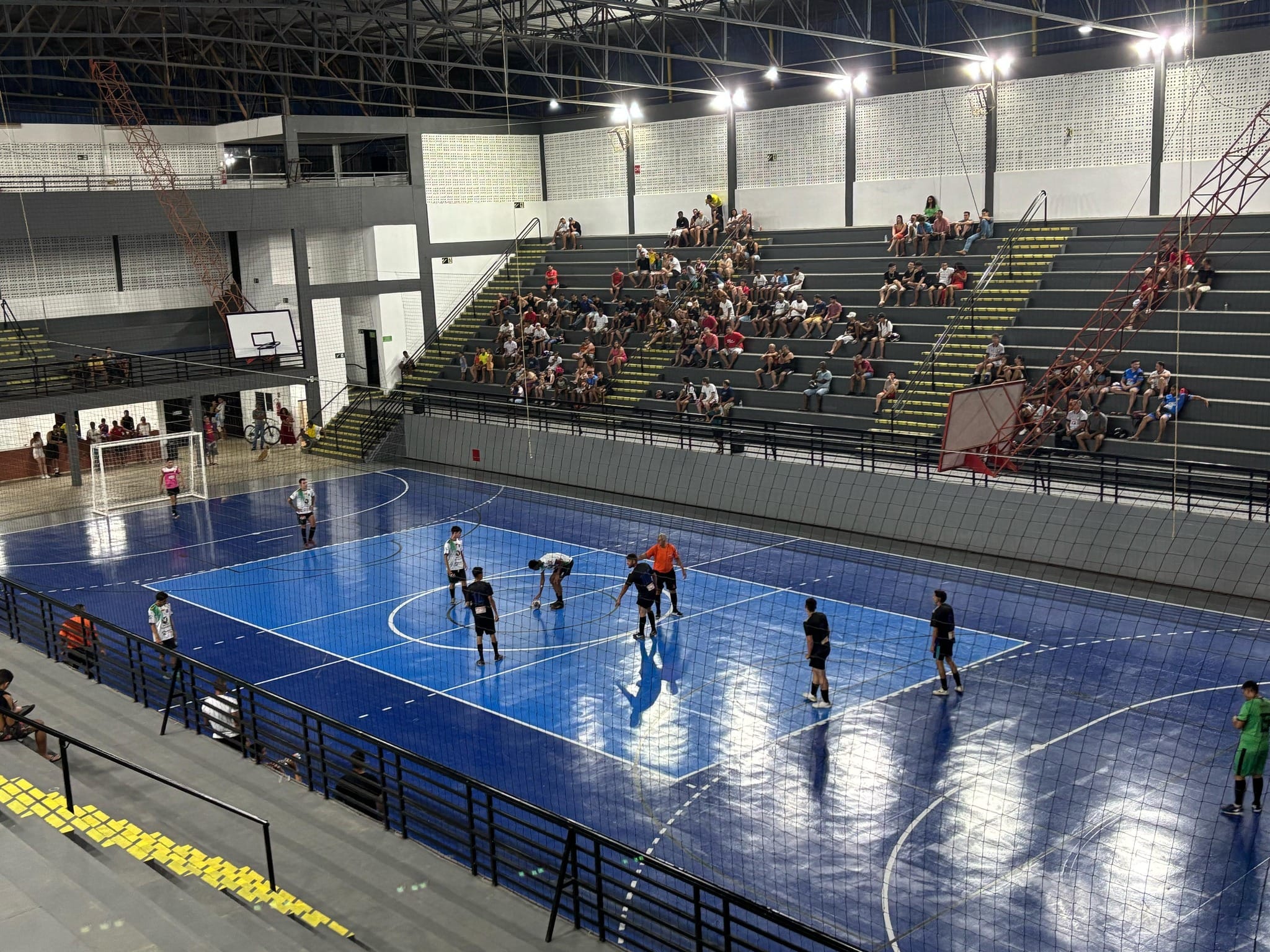 CAMPEONATO MUNICIPAL DE FUTSAL TEM PRIMEIRA RODADA DISPUTADA COM GRANDES JOGOS