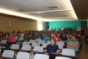 PREFEITURA PROMOVE CICLO DE PALESTRAS PARA MOBILIZAR SERVIDORES NA REALIZAÇÃO DA COLETA SELETIVA NO MUNICÍPIO