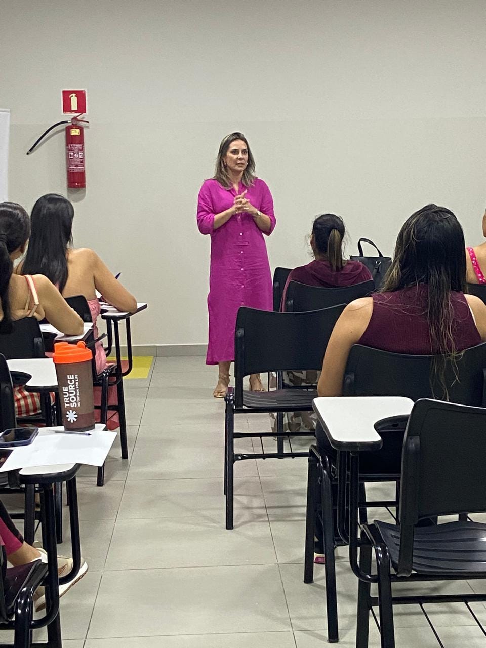 ENCONTRO PARA GESTANTES ABORDA CUIDADOS COM A PELE E APOIO INTEGRAL NO PRÉ-NATAL
