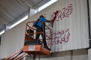 PREFEITURA FIRMA TERMO DE COMPROMISSO NO PROGRAMA “ADOTE UM BEM PÚBLICO” PARA REVITALIZAÇÃO DA FEIRA LIVRE