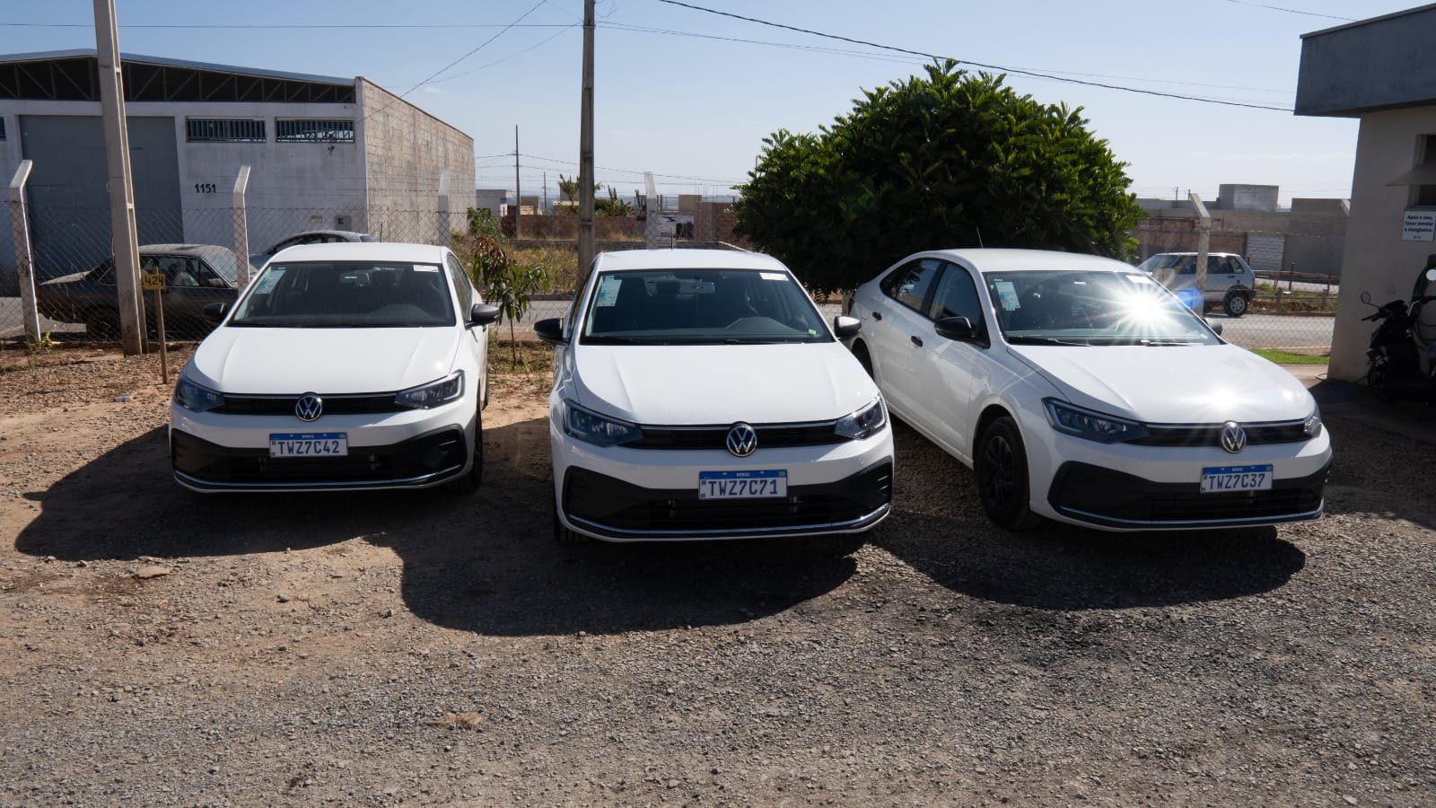 PREFEITURA RENOVA FROTA COM NOVOS VEÍCULOS PARA REFORÇAR SERVIÇOS EM SAÚDE E MEIO AMBIENTE PREFEITURA RENOVA FROTA COM NOVOS VEÍCULOS PARA REFORÇAR SERVIÇOS EM SAÚDE E MEIO AMBIENTE