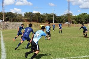 PRIMEIRA RODADA DO CAMPEONATO MUNICIPAL SÉRIE B MOVIMENTA O FIM DE SEMANA NO POLIESPORTIVO PRIMEIRA RODADA DO CAMPEONATO MUNICIPAL SÉRIE B MOVIMENTA O FIM DE SEMANA NO POLIESPORTIVO