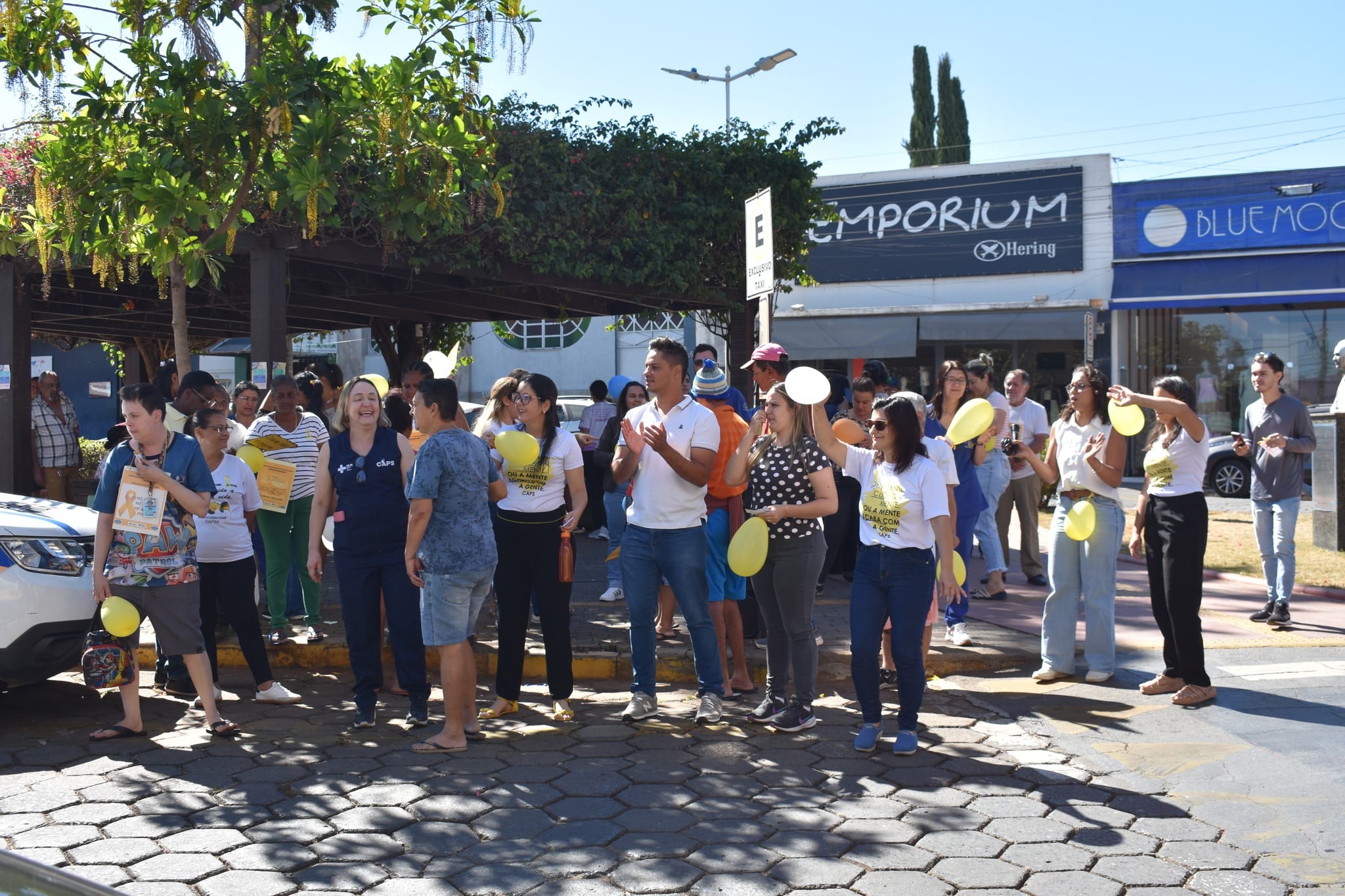 PIT STOP PELA VIDA MARCA AÇÕES DO SETEMBRO AMARELO EM PIUMHI PIT STOP PELA VIDA MARCA AÇÕES DO SETEMBRO AMARELO EM PIUMHI